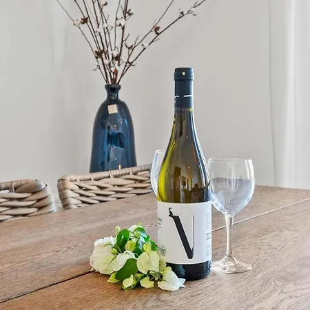 Beautiful Bj12 With Amazing Sea Views, Aphrodite Hills *