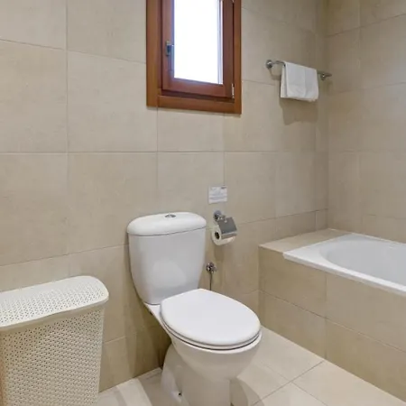 Beautiful Bj12 With Amazing Sea Views, Aphrodite Hills * Kouklia