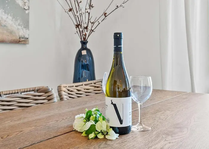 Beautiful Bj12 With Amazing Sea Views, Aphrodite Hills *