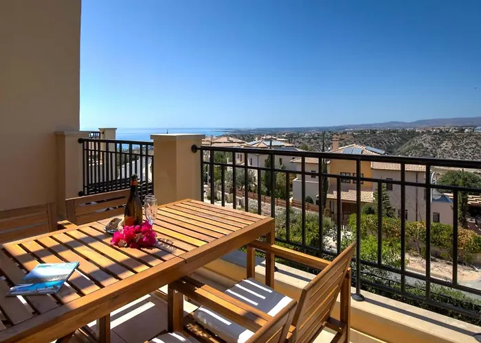 Beautiful Bj12 With Amazing Sea Views, Aphrodite Hills *