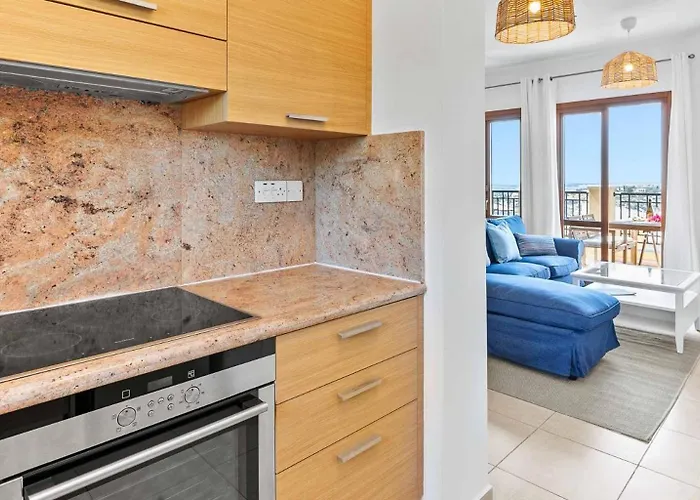 Beautiful Bj12 With Amazing Sea Views, Aphrodite Hills