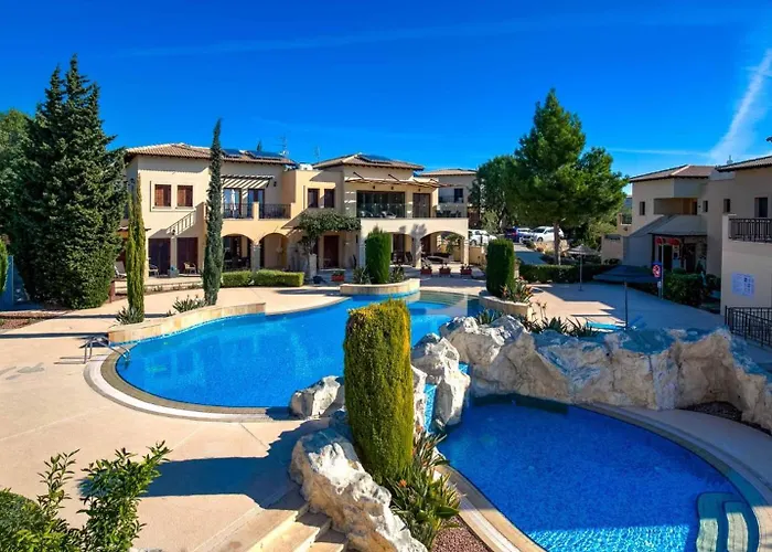 Beautiful Bj12 With Amazing Sea Views, Aphrodite Hills Lägenhet *